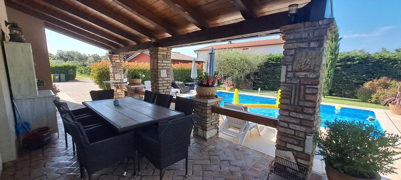 Villa Agava Umag Exterior foto