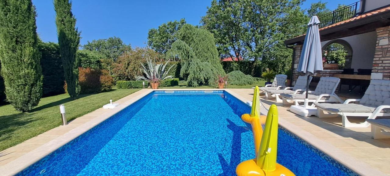 Villa Agava Umag Exterior foto